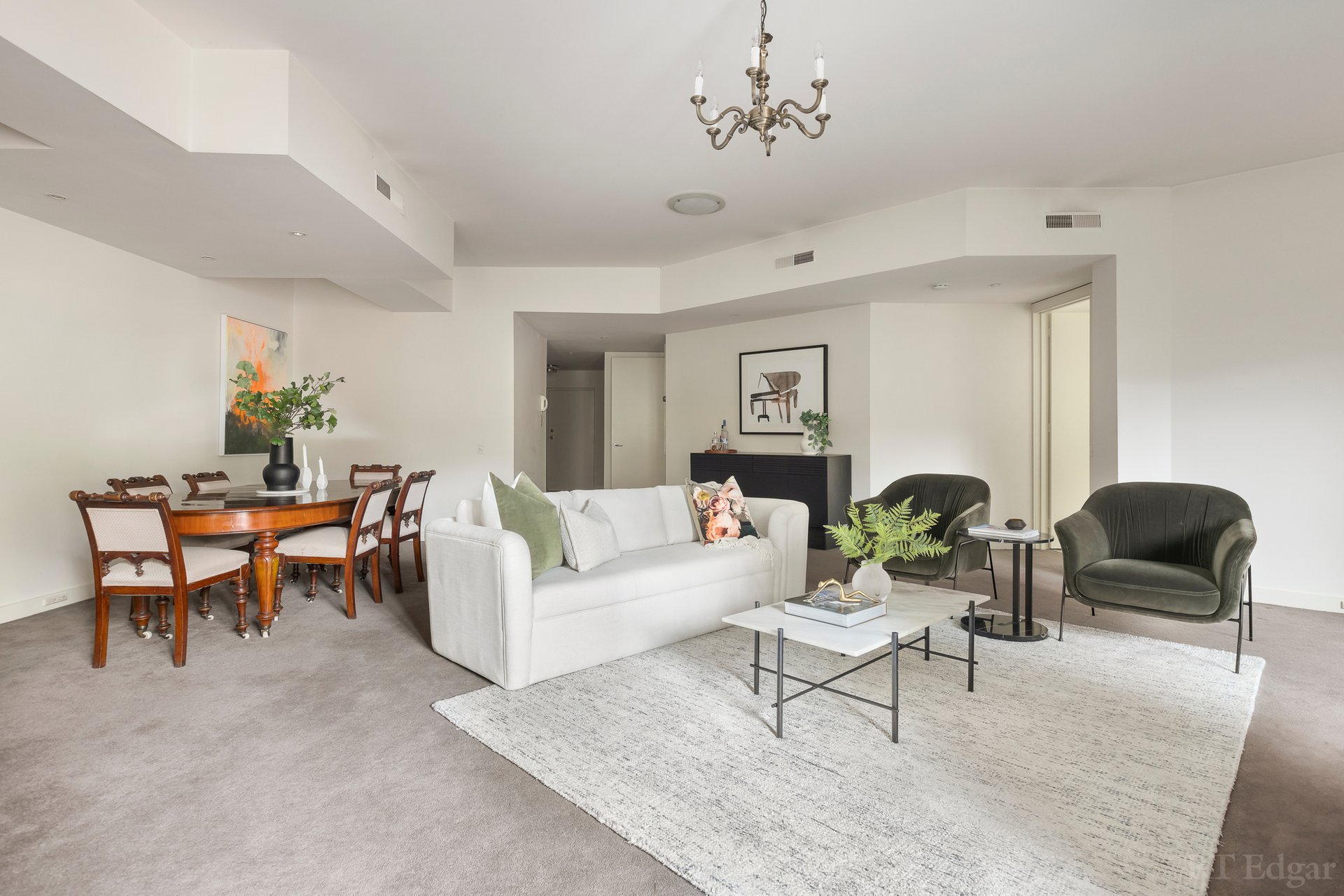 Property Gallery Thumbnail 5