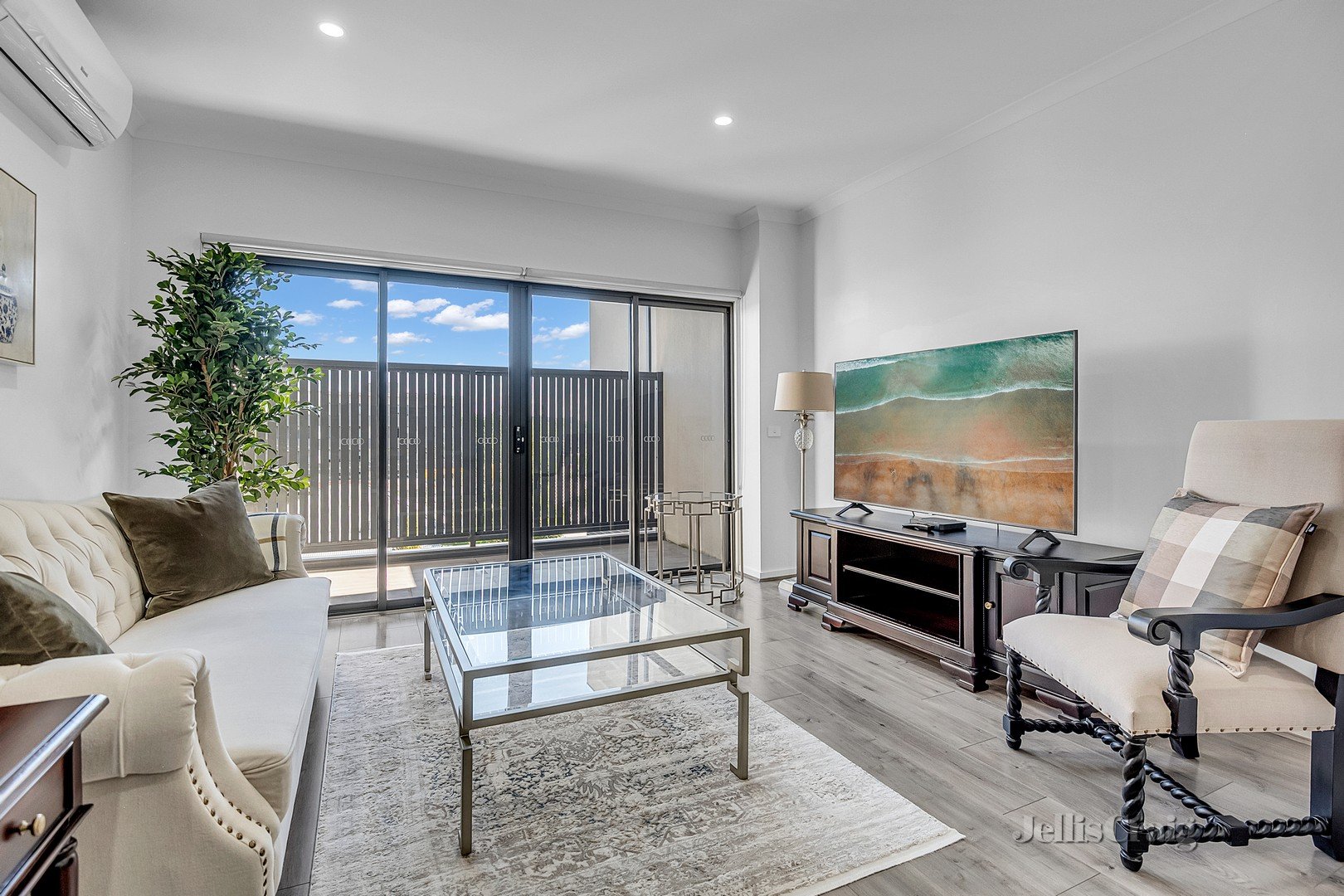 4/431 Gaffney Street, Pascoe Vale image 2
