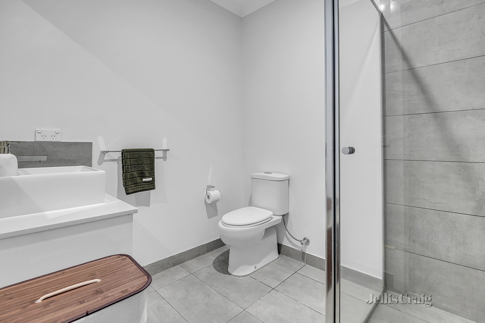 4/431 Gaffney Street, Pascoe Vale image 6