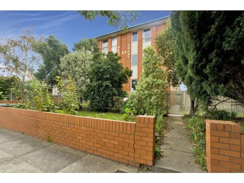 4/44 North Street, Ascot Vale image 1