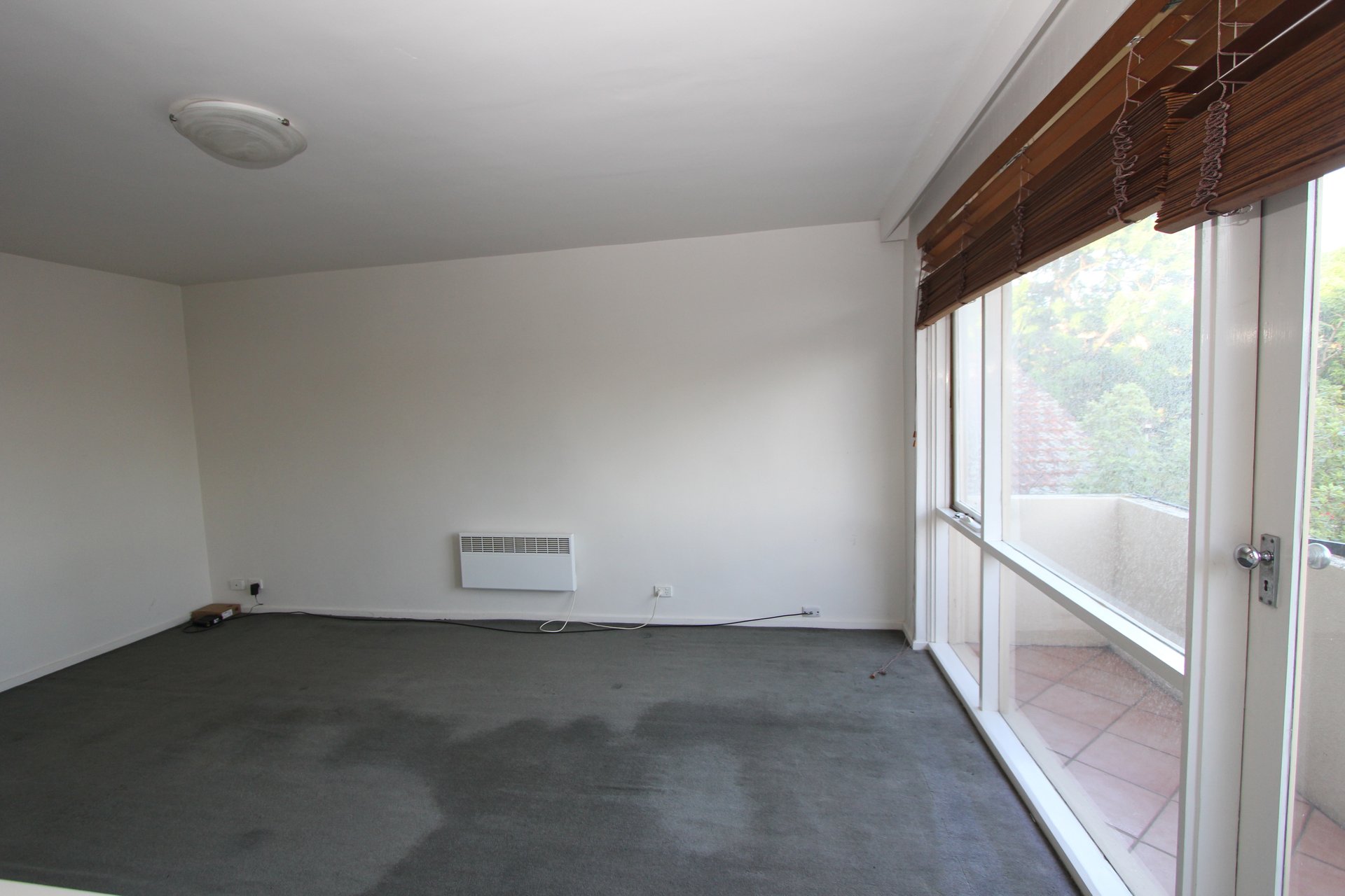 Property Gallery Thumbnail 3