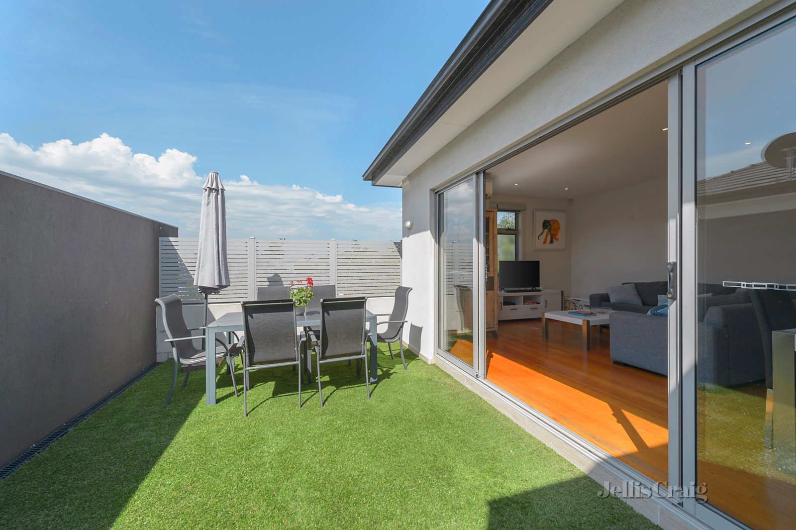 4/44 Victoria Street, Coburg image 3