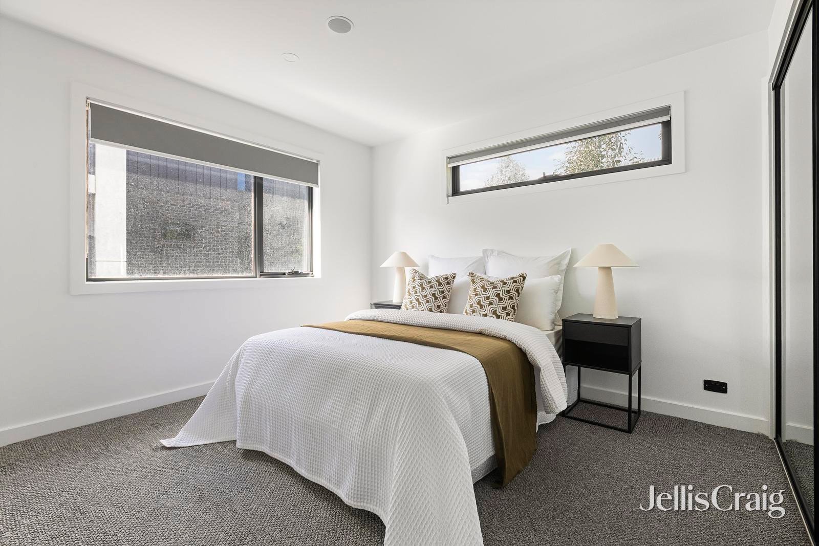 4/44A Graham Road, Highett image 5