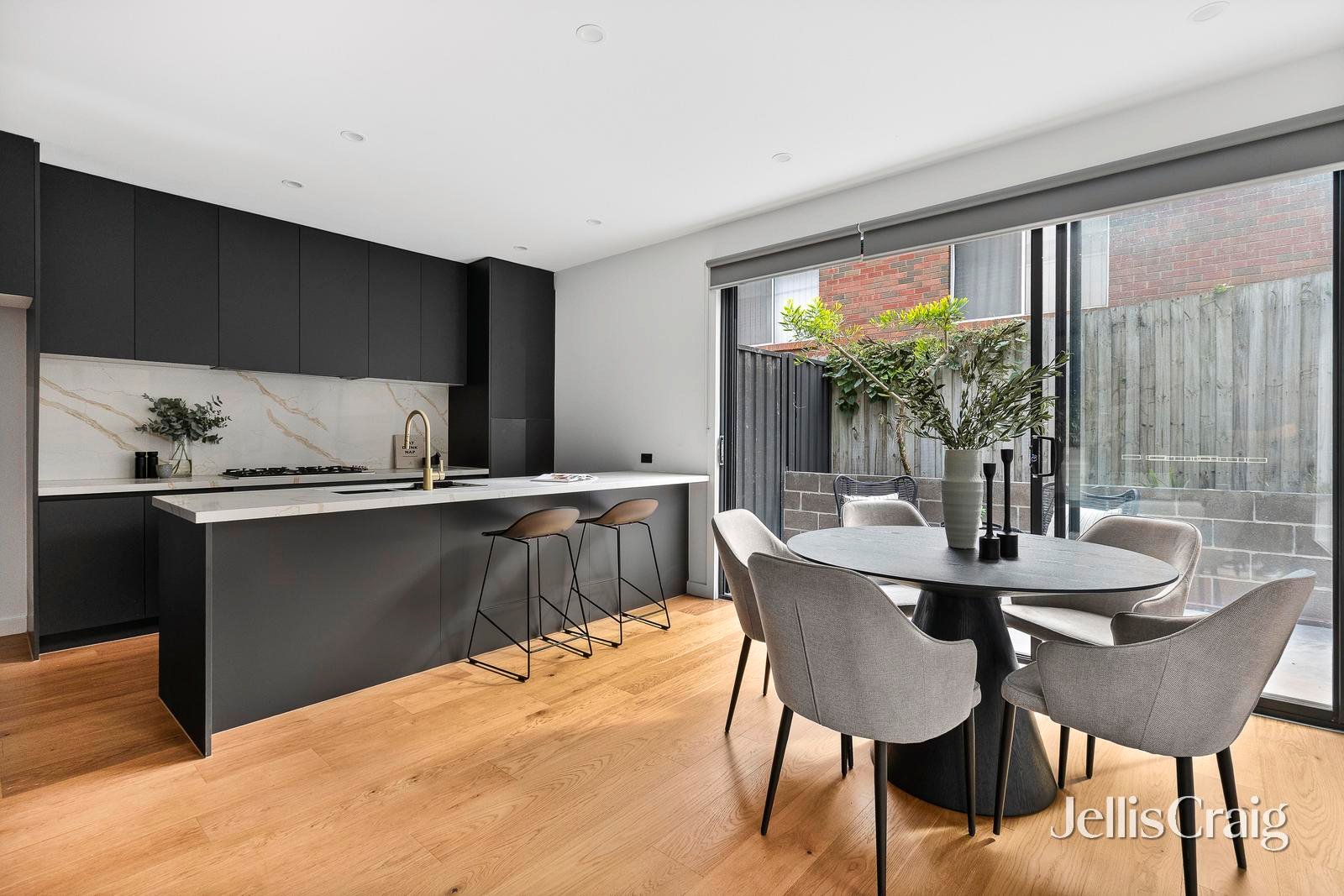 4/44A Graham Road, Highett image 9