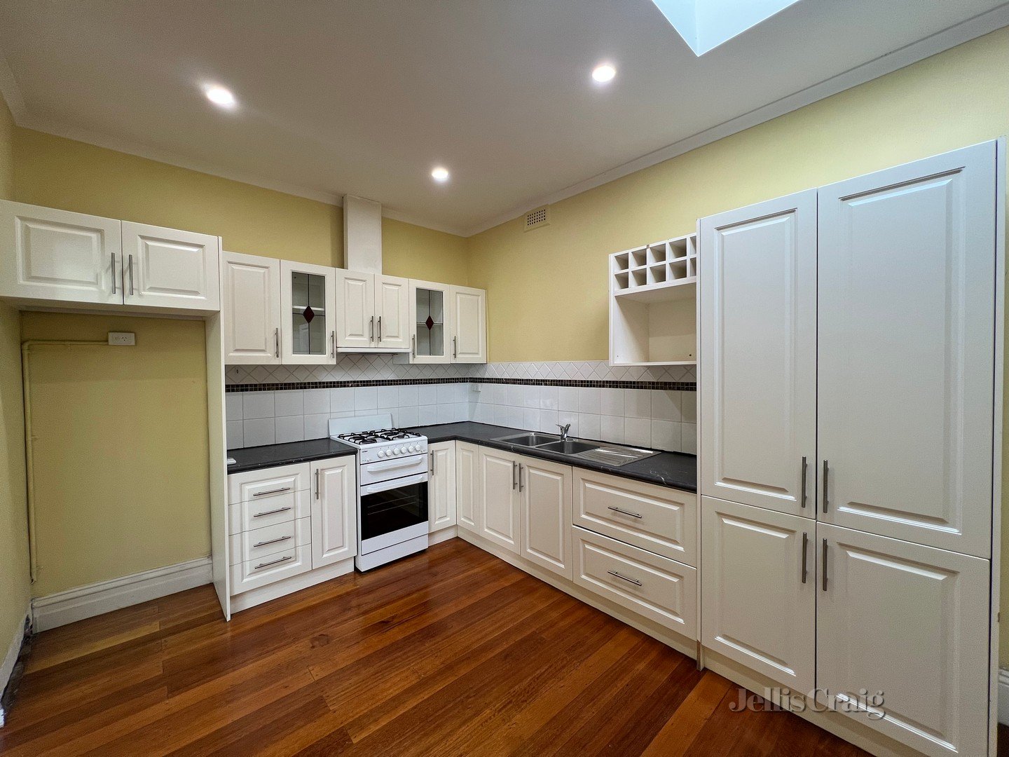 445 Albert Street, Brunswick image 2