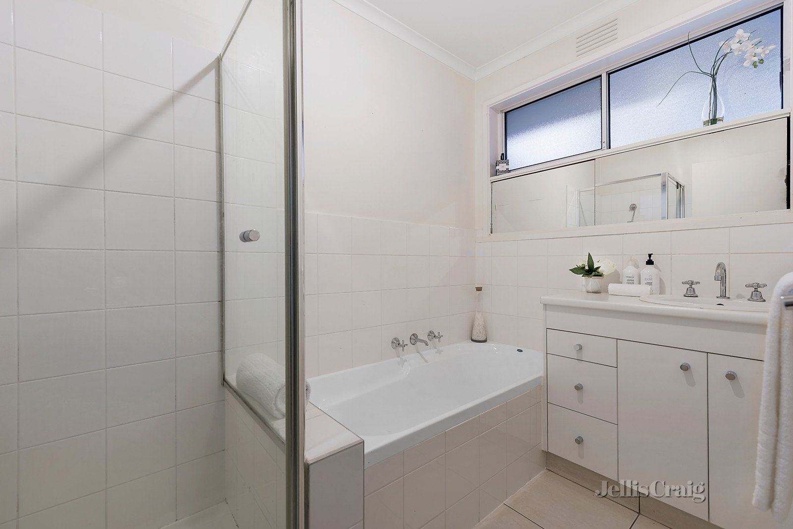 4/45 Durham Road, Surrey Hills image 6