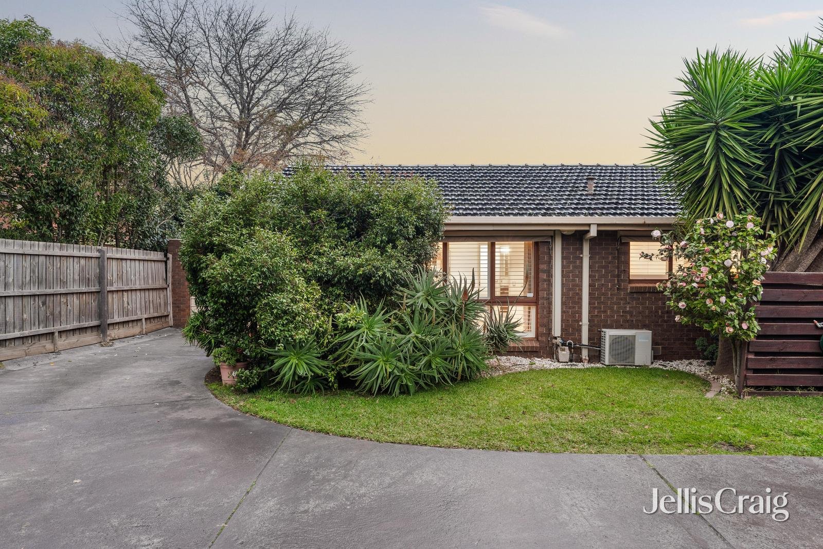 4/454 High Street Road, Mount&nbsp;Waverley image 1