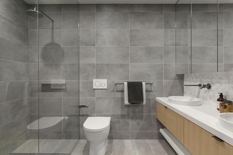 Property Gallery Thumbnail 3