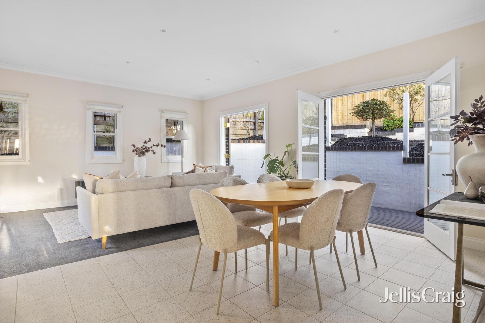 4/46 Diamond Creek Road, Greensborough image 5