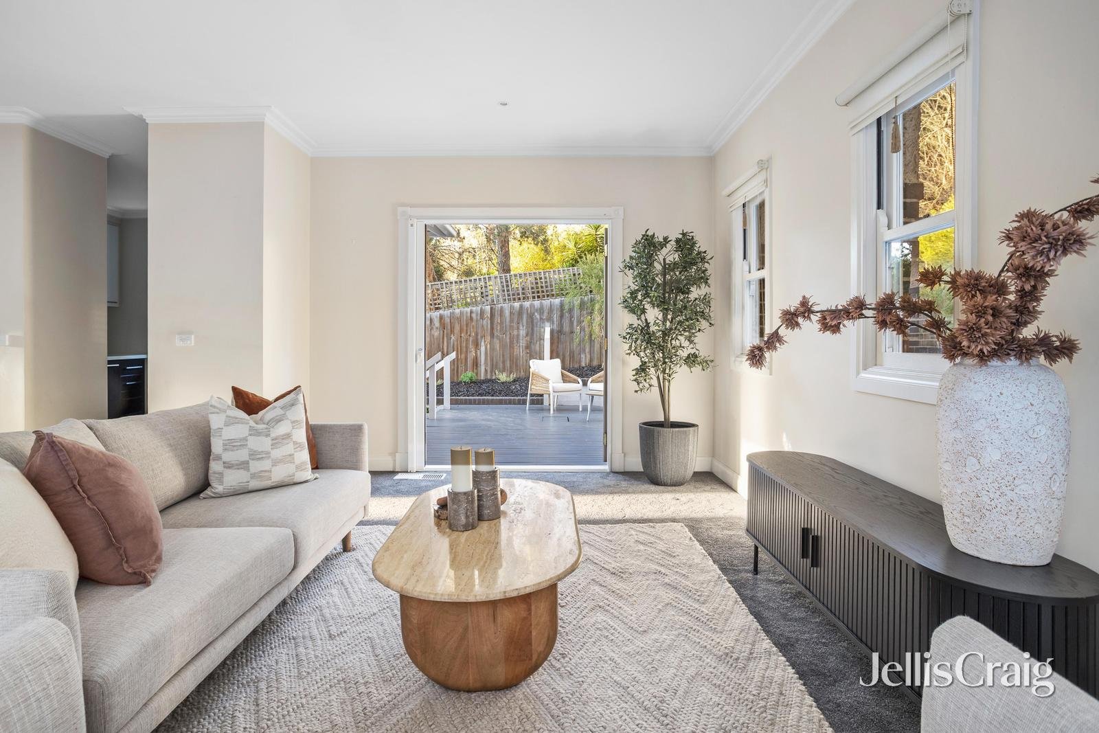 4/46 Diamond Creek Road, Greensborough image 6