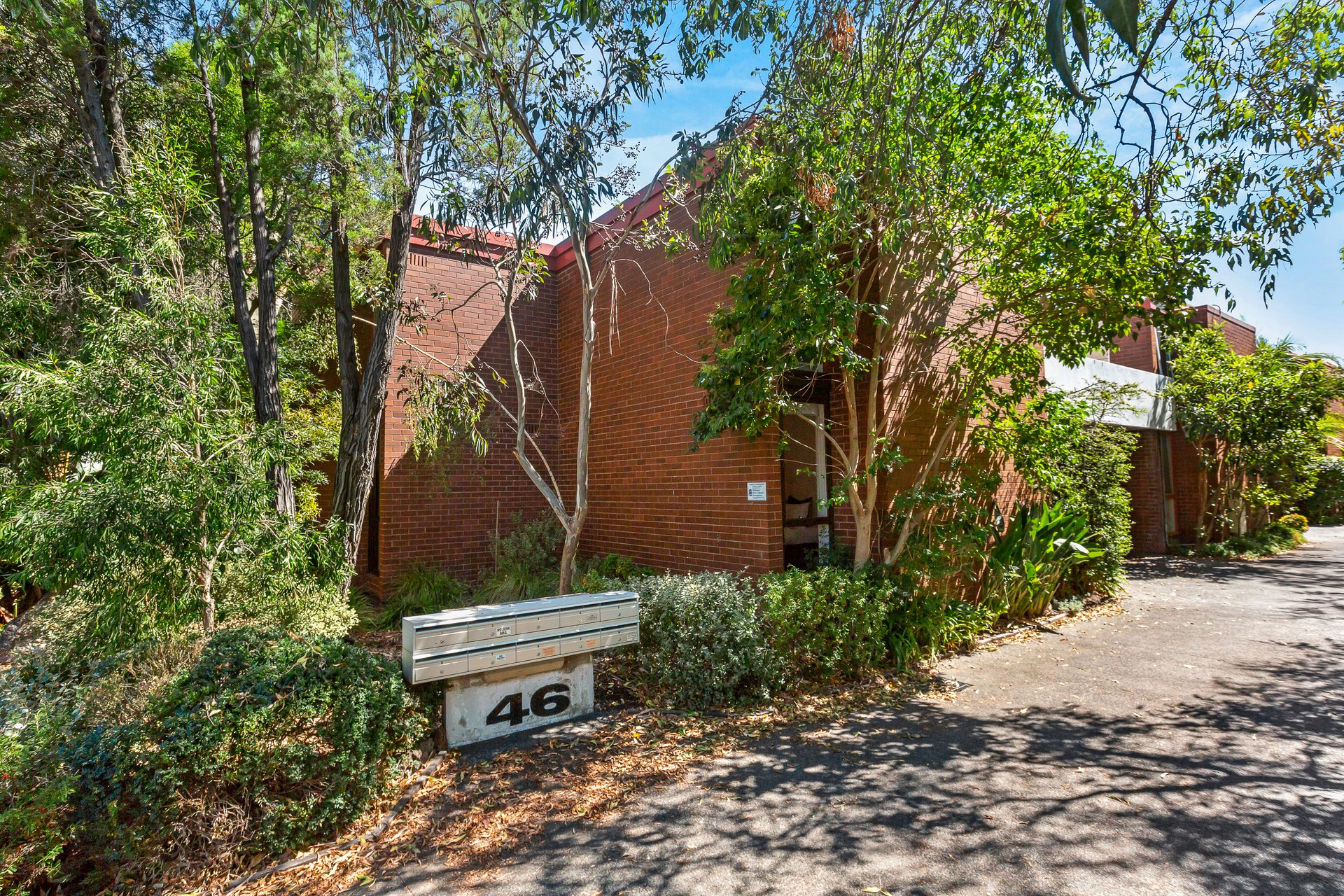 Property Gallery Thumbnail 8