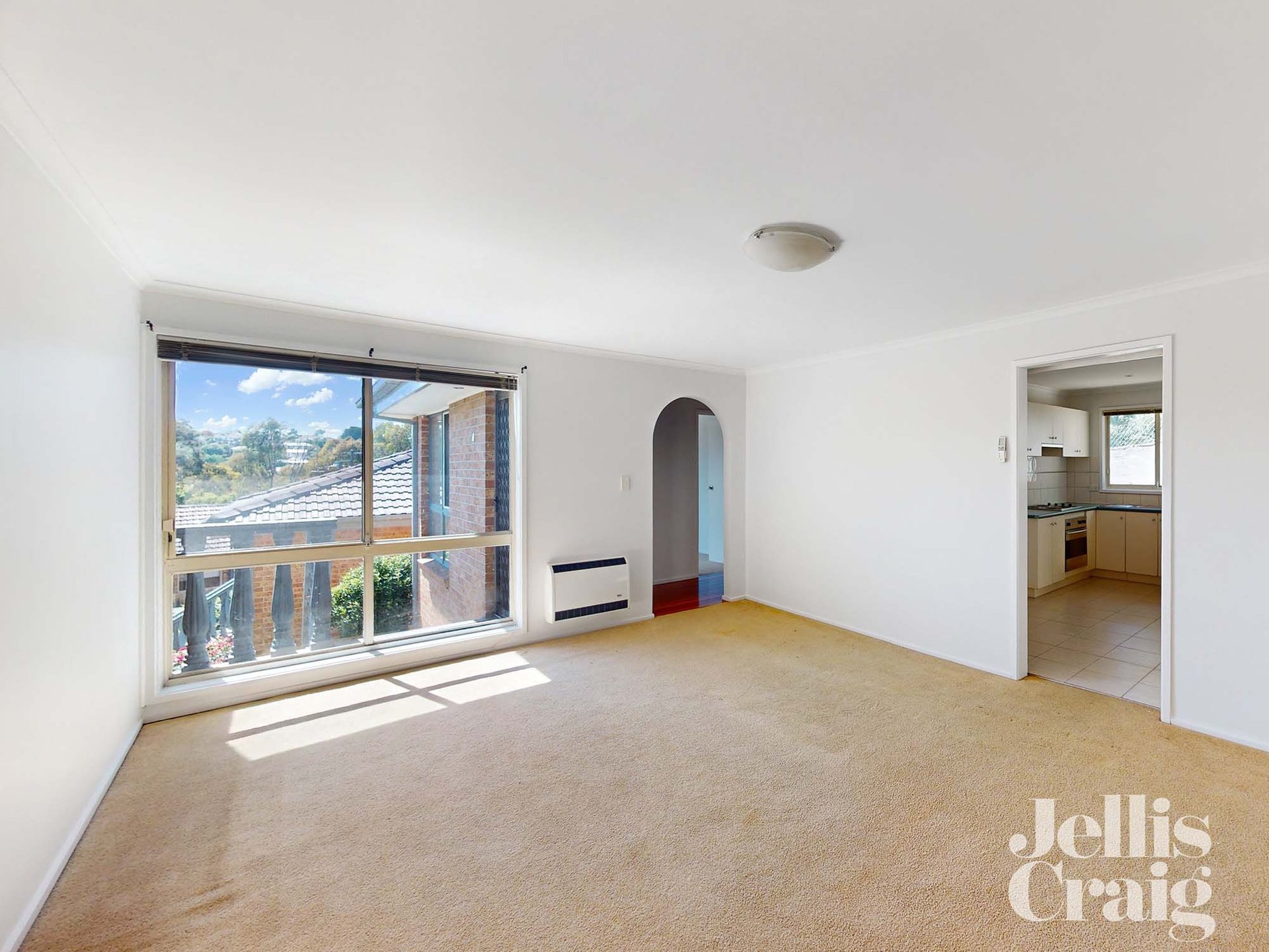 4/465 Pascoe Vale Road, Strathmore image 1