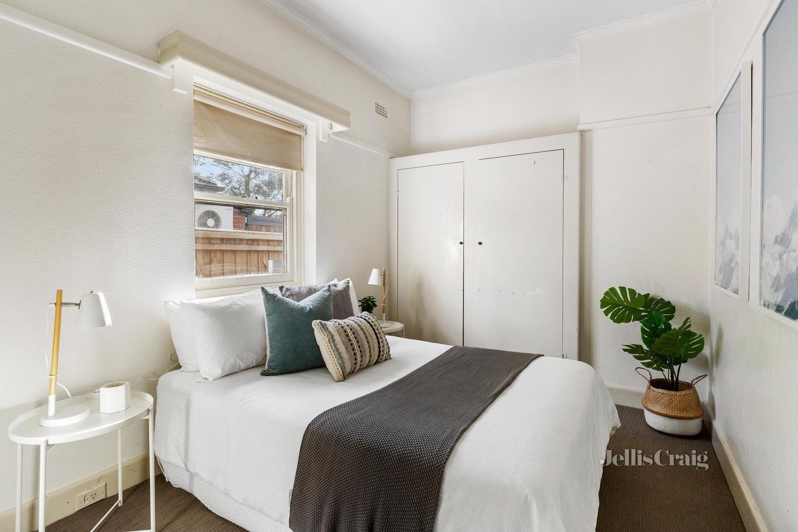 447 Waverley Road, Malvern East image 8