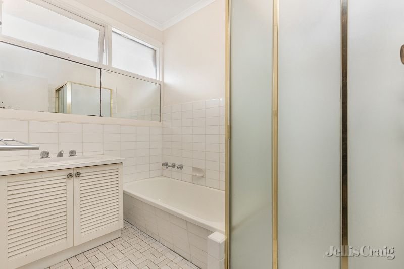 4/48 Hotham Street, Hughesdale image 5