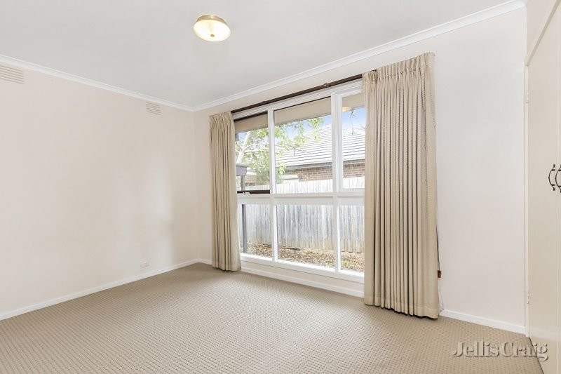 4/48 Hotham Street, Hughesdale image 4
