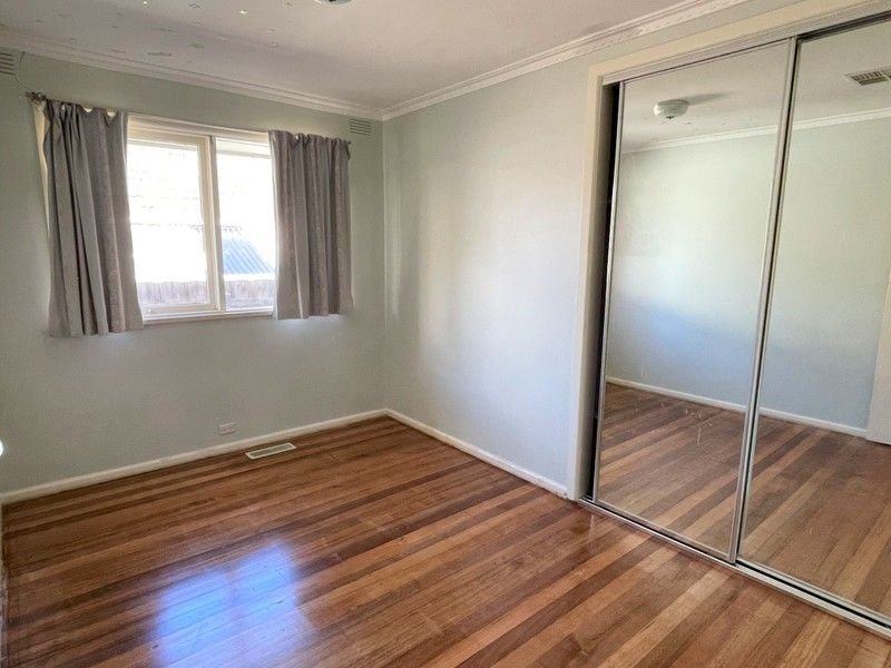 448 Huntingdale Road, Mount&nbsp;Waverley image 5