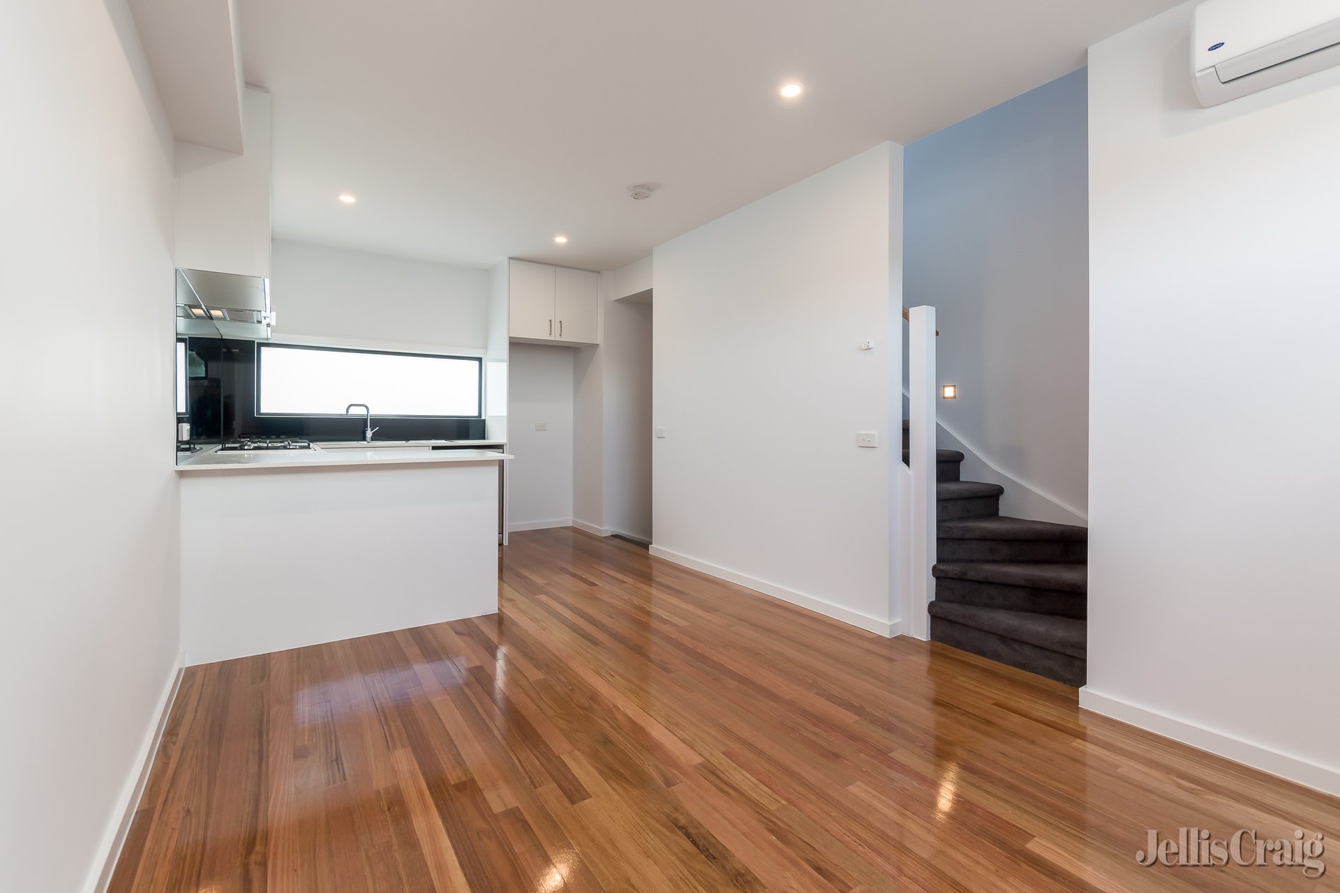 4/481 Albion Street, Brunswick West image 1