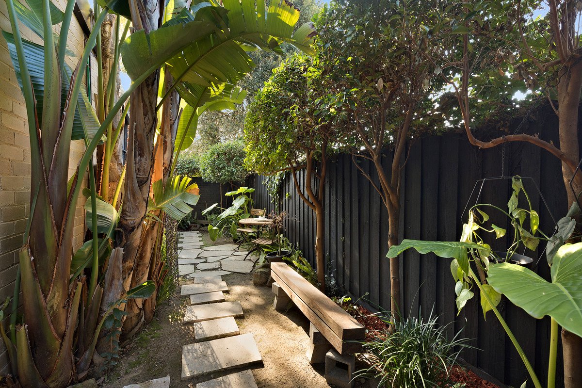 4/49 Nungerner Street, Balwyn image 8