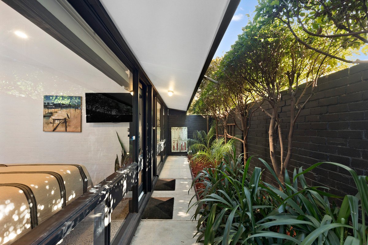 4/49 Nungerner Street, Balwyn image 9