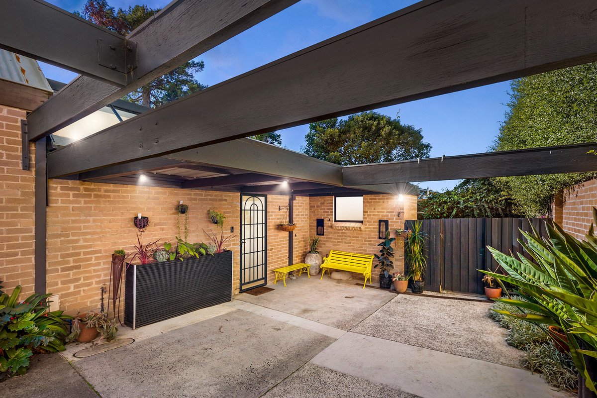 4/49 Nungerner Street, Balwyn image 10