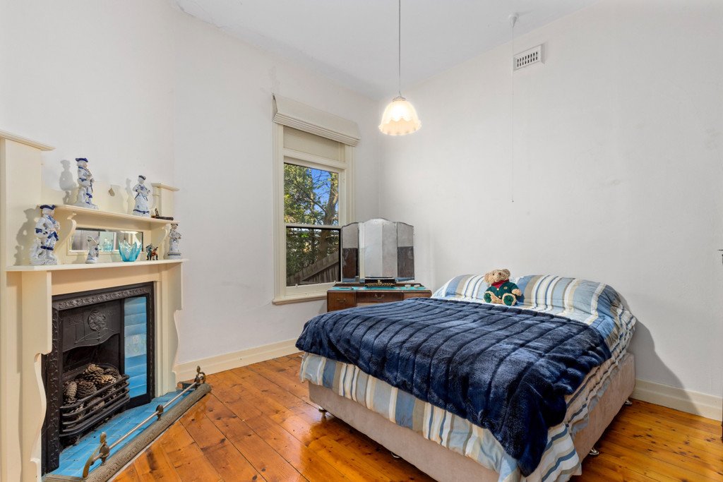 449 Station Street, Box Hill image 6