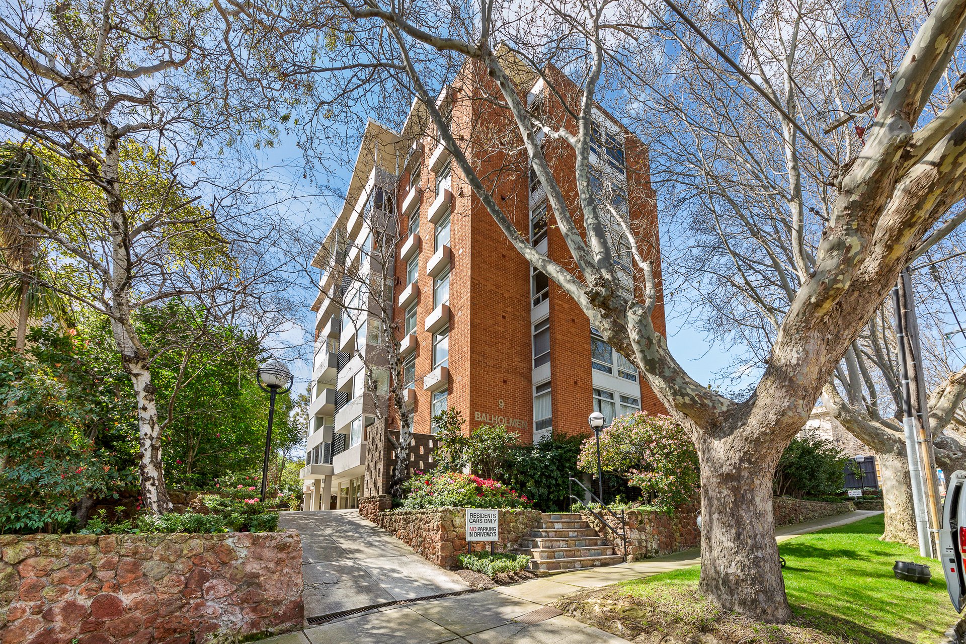 Property Gallery - Main Image