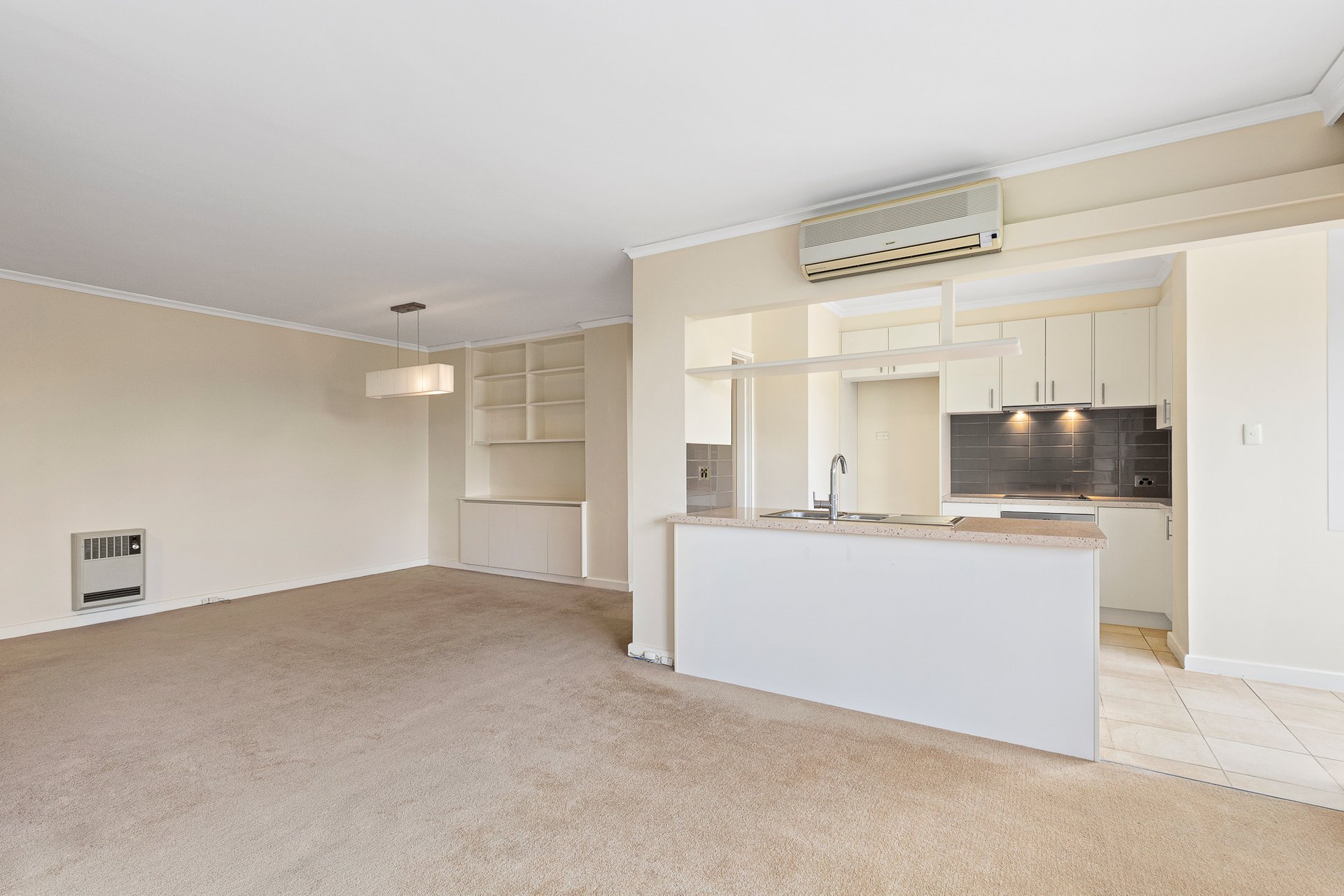 Property Gallery Thumbnail 6
