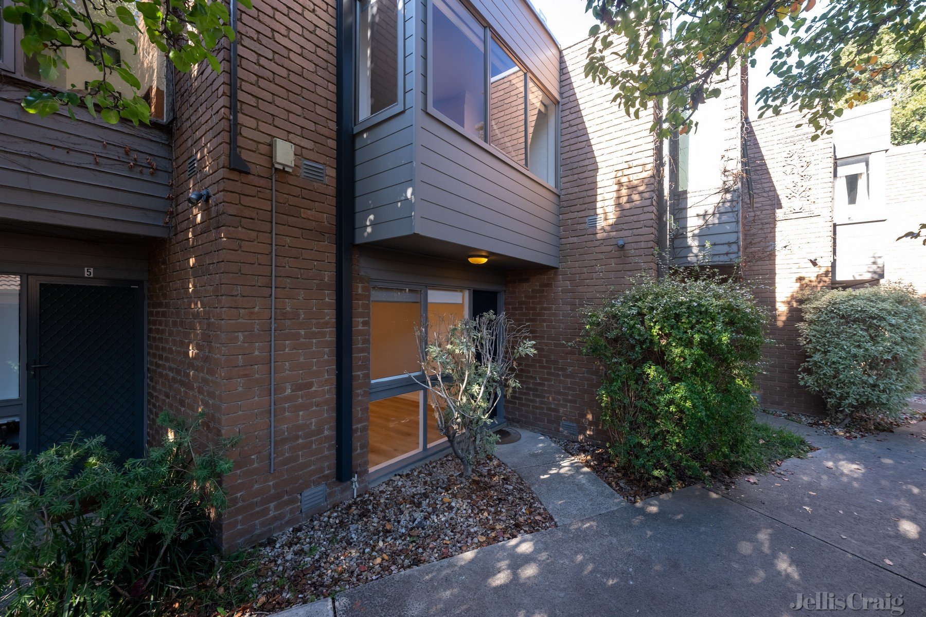 4/5 Barkly Street, Brunswick East image 9