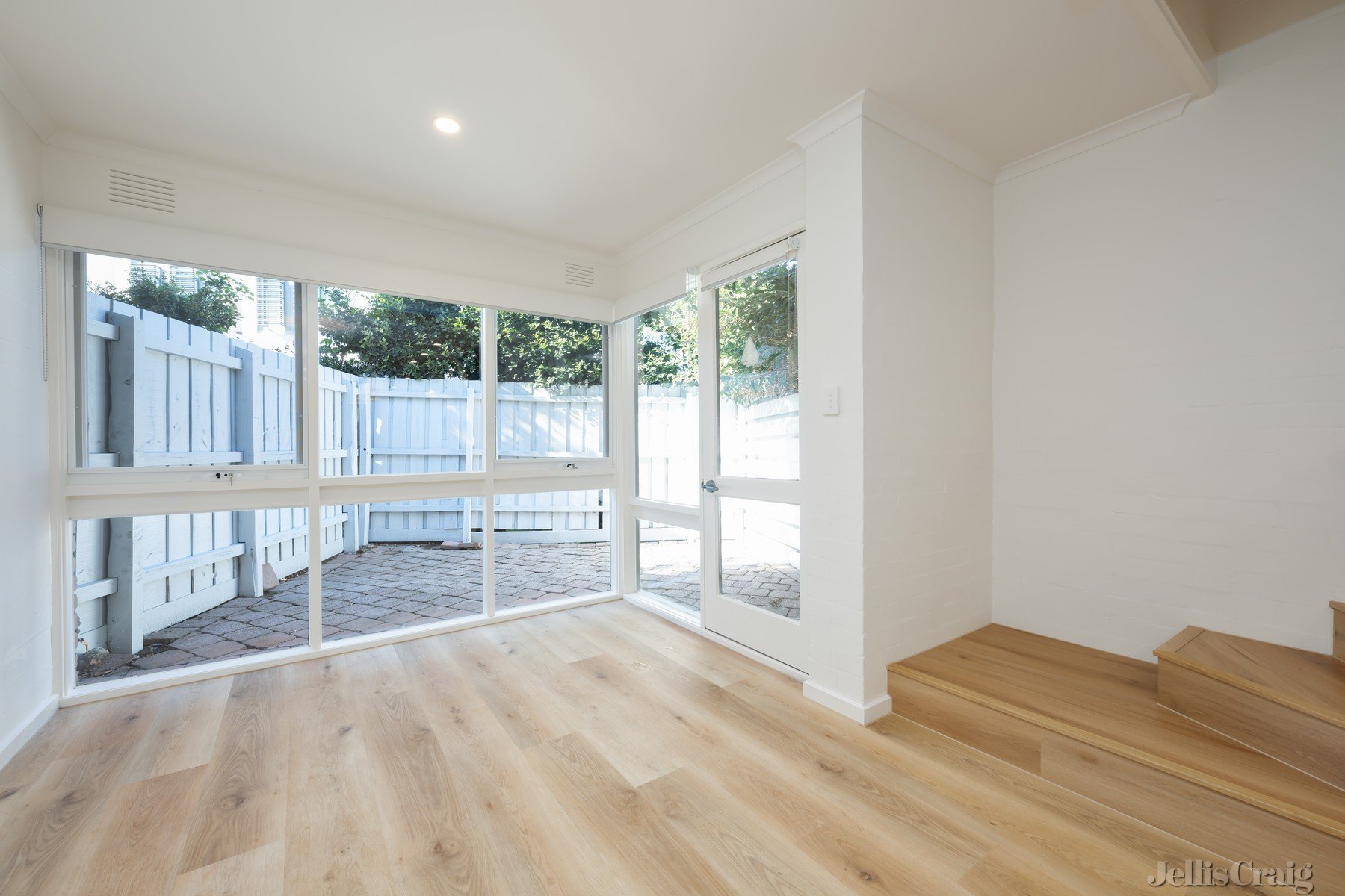 4/5 Barkly Street, Brunswick East image 3