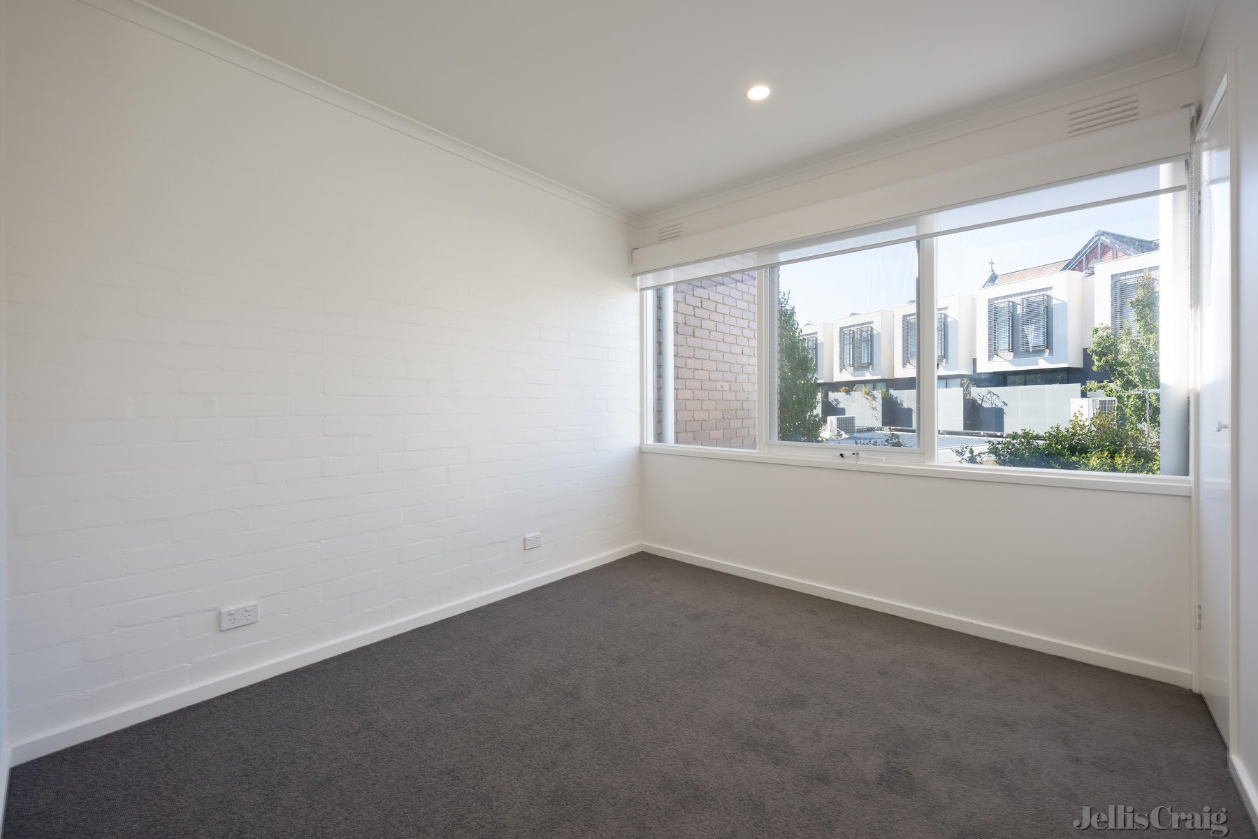 4/5 Barkly Street, Brunswick East image 5