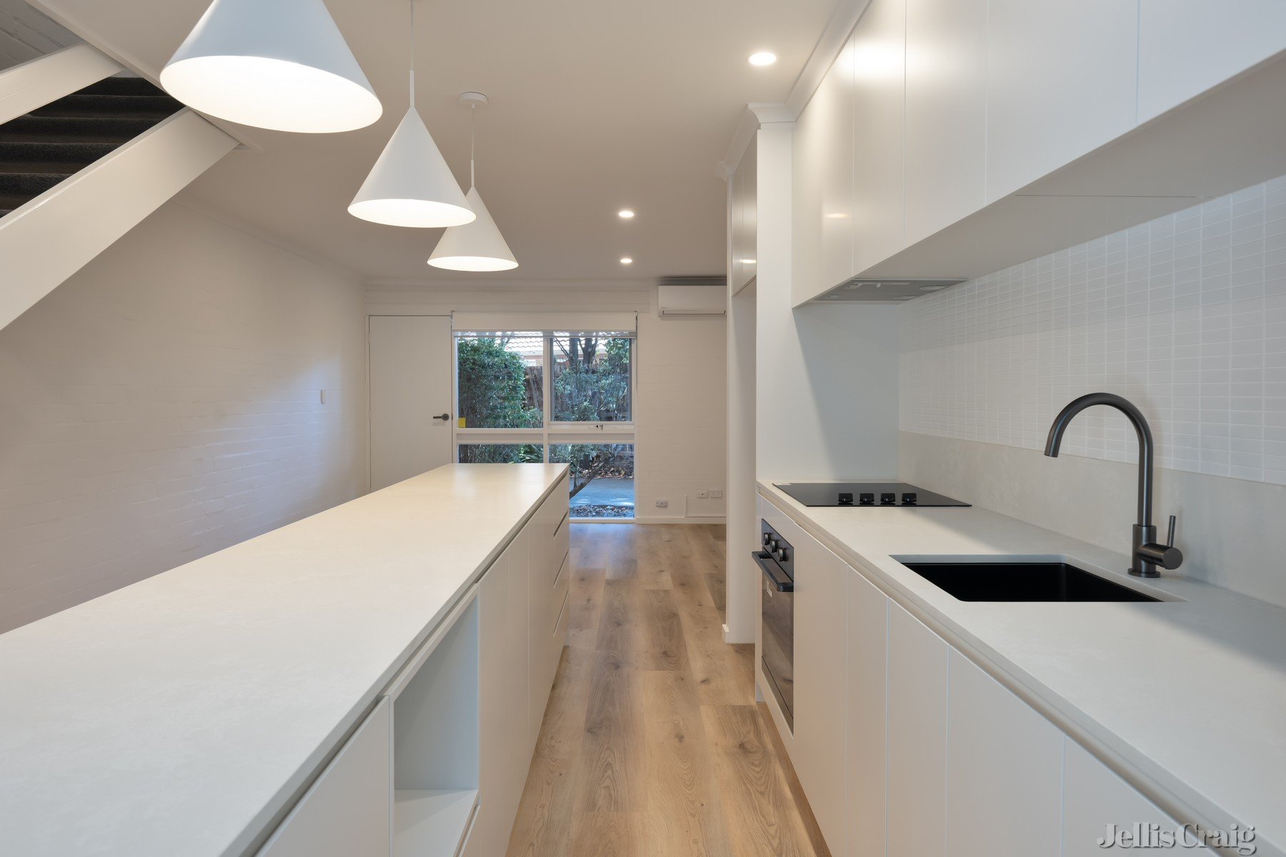 4/5 Barkly Street, Brunswick East image 1