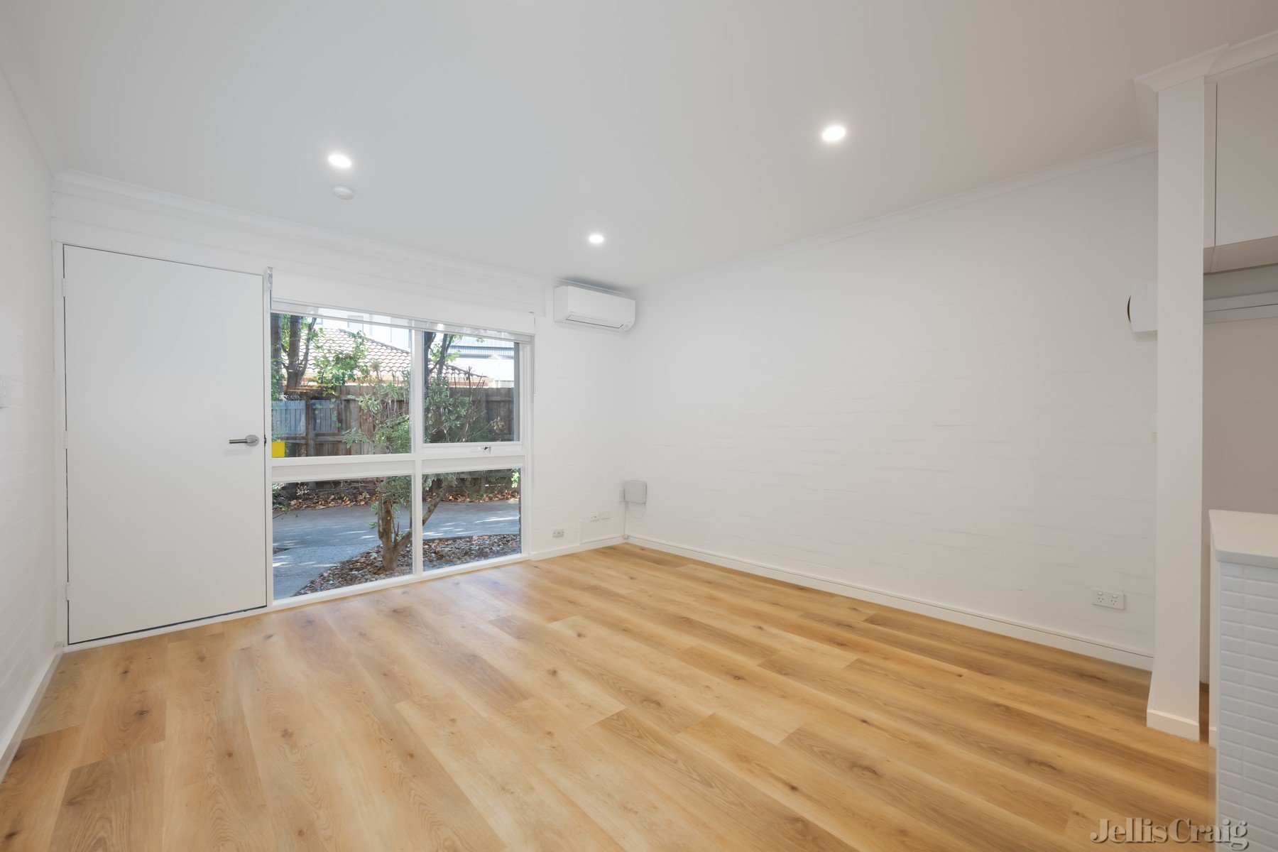 4/5 Barkly Street, Brunswick East image 4