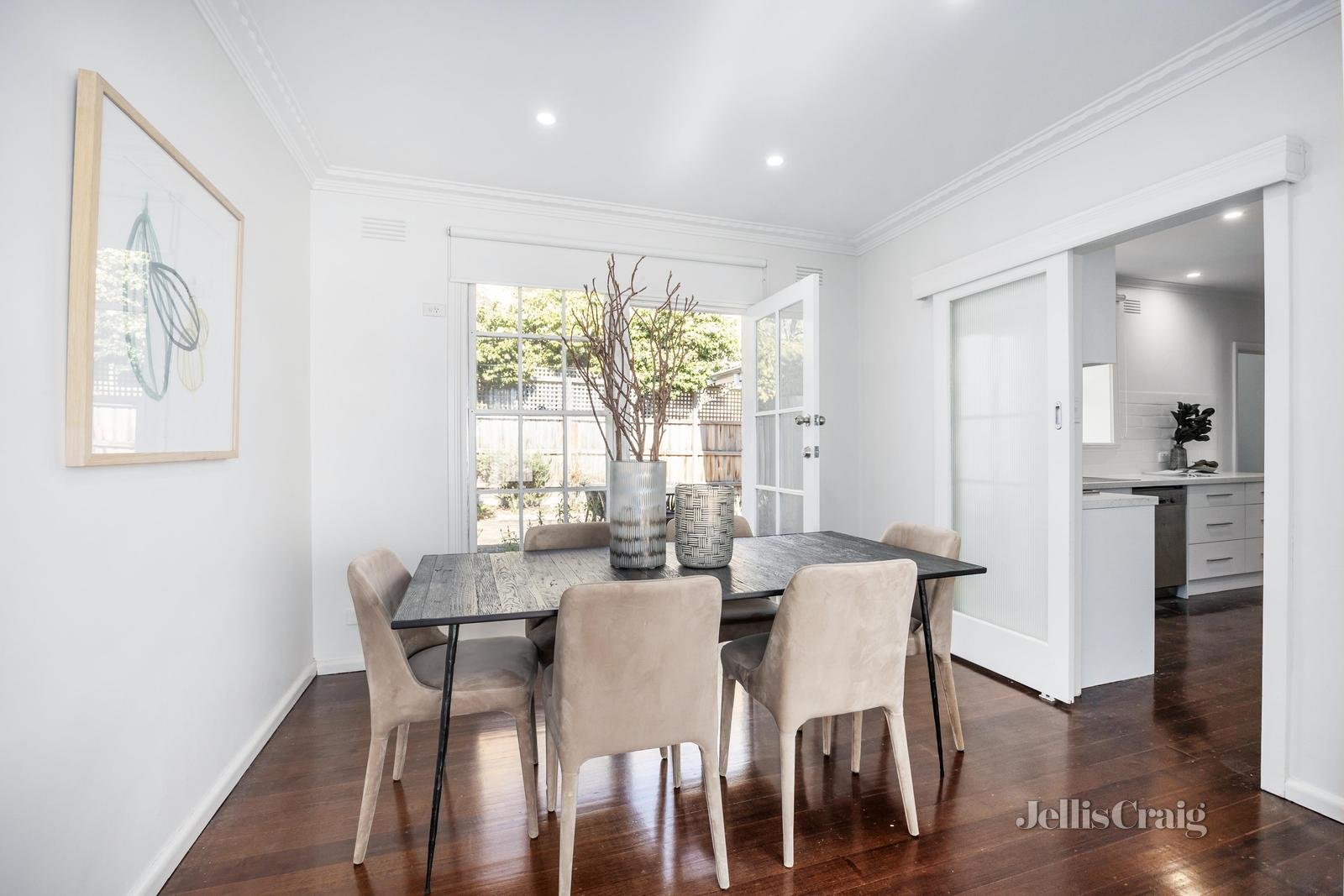 4/5 Boston Road, Balwyn image 4