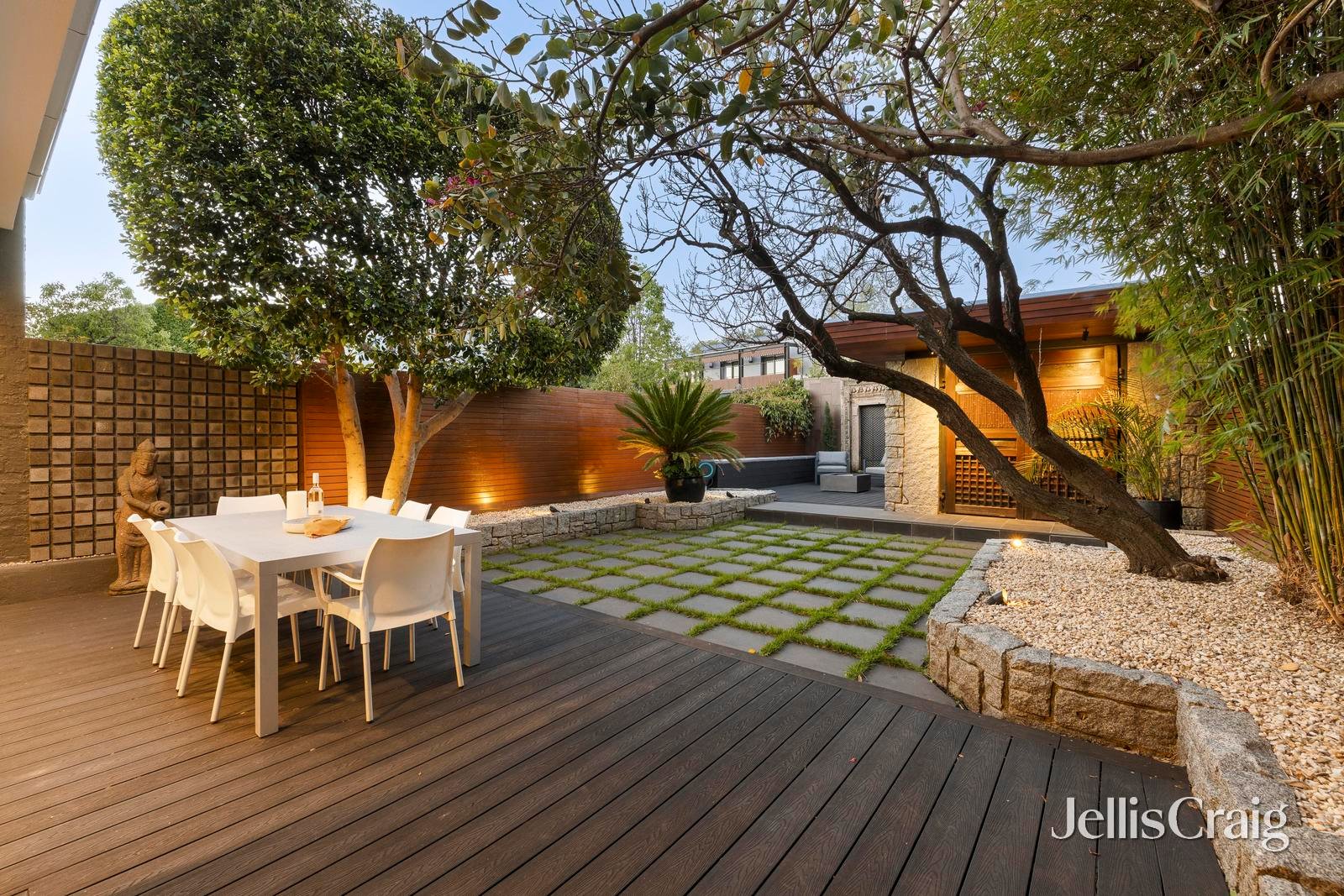 45 Cardigan Place, Albert Park image 9