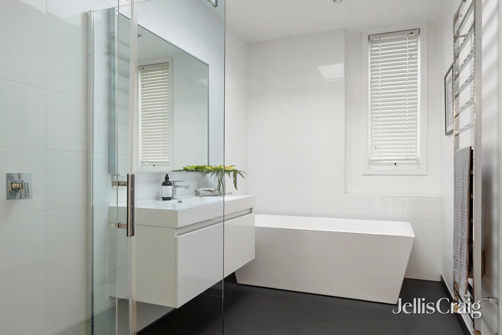 45 Cardigan Place, Albert Park image 14