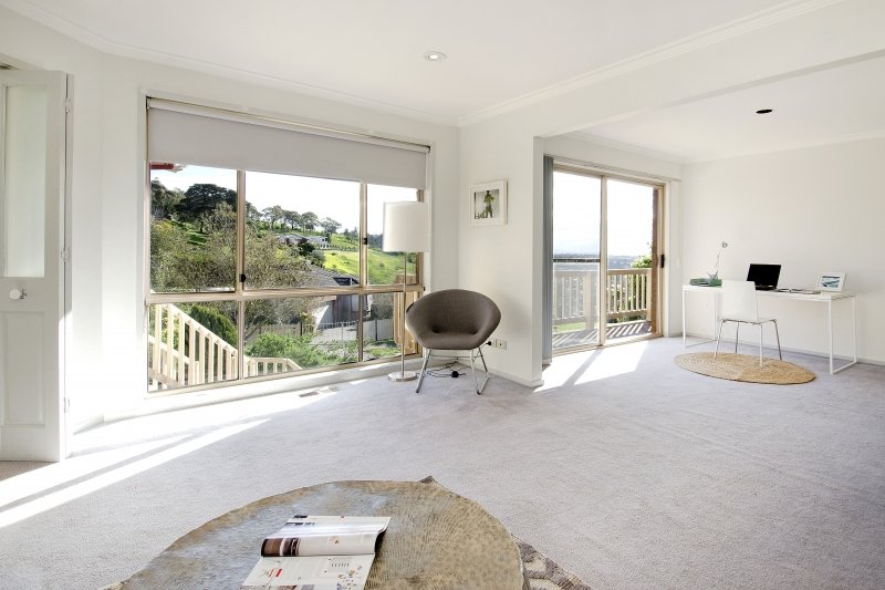 45 Challambra Crescent, Highton image 2