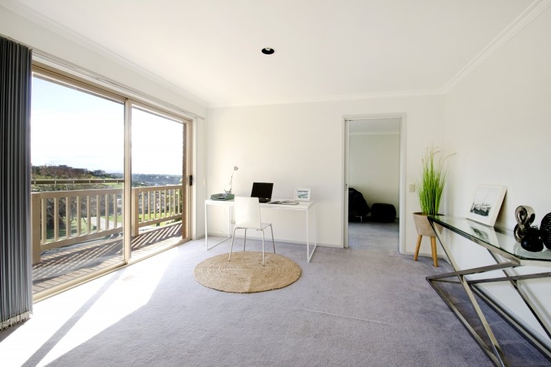 45 Challambra Crescent, Highton image 3