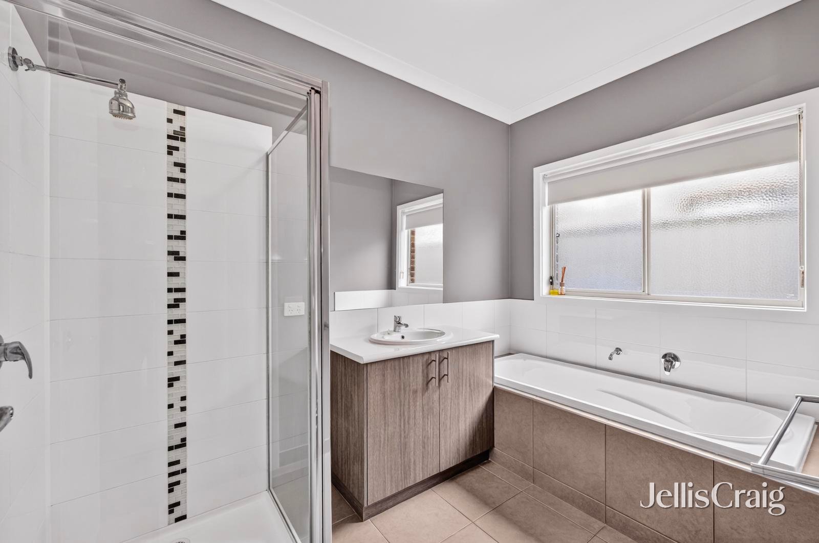 45 Chifley Drive, Delacombe image 5