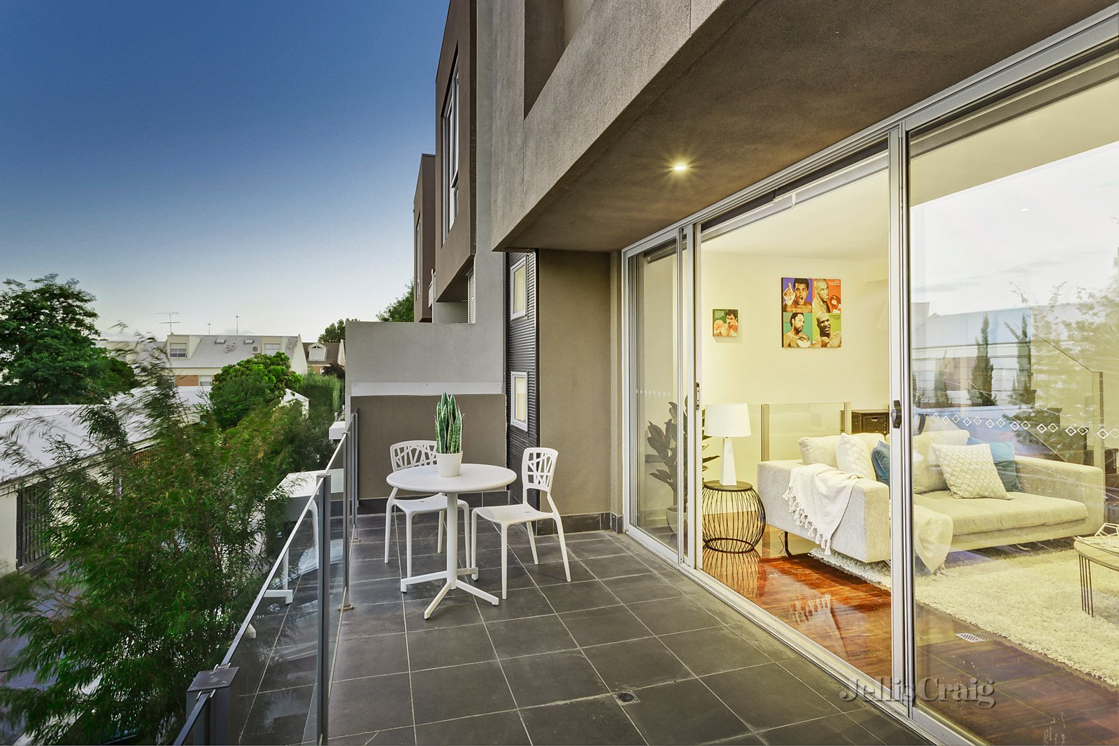 45 Clifford Place, Clifton Hill image 3