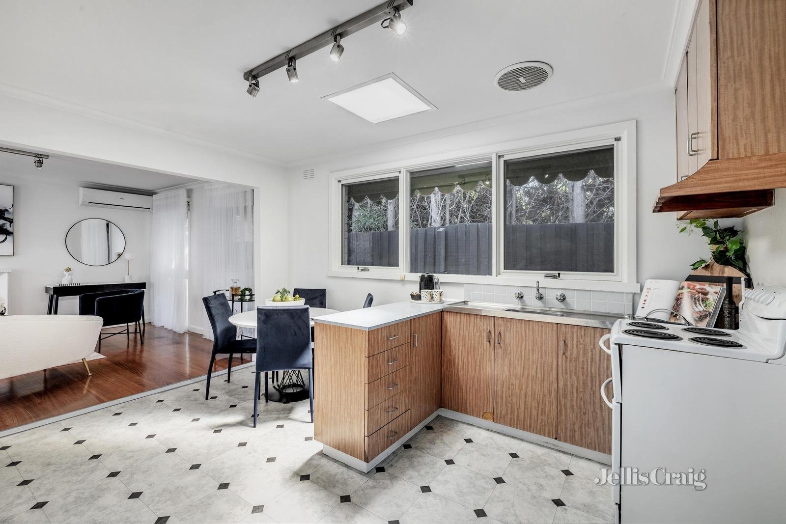 4/5 Clifton Road, Hawthorn East image 5