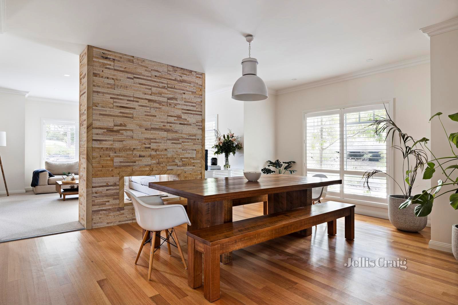 4/5 Doon Court, Briar Hill image 6