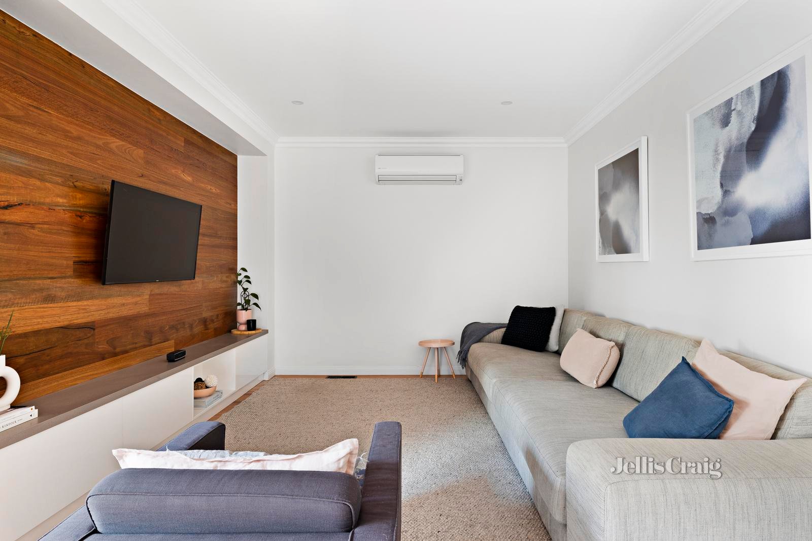 4/5 Doon Court, Briar Hill image 7