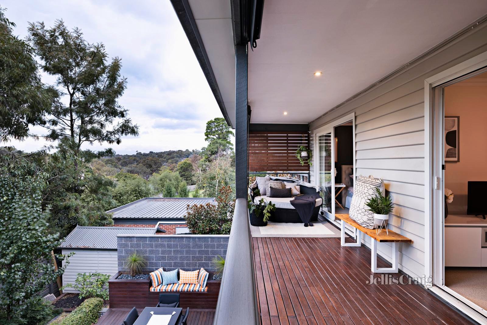 4/5 Doon Court, Briar Hill image 17