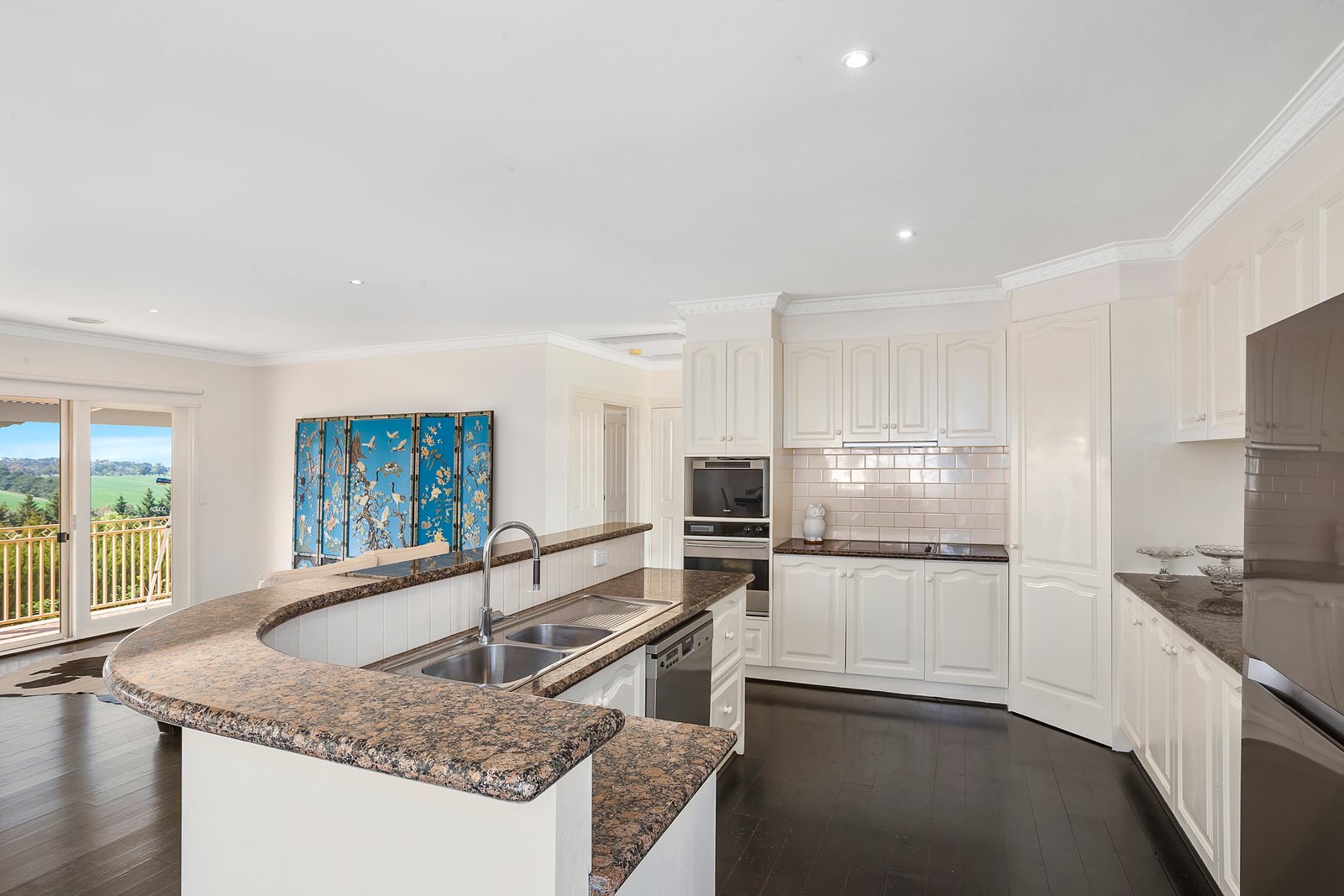 Property Gallery Thumbnail 12