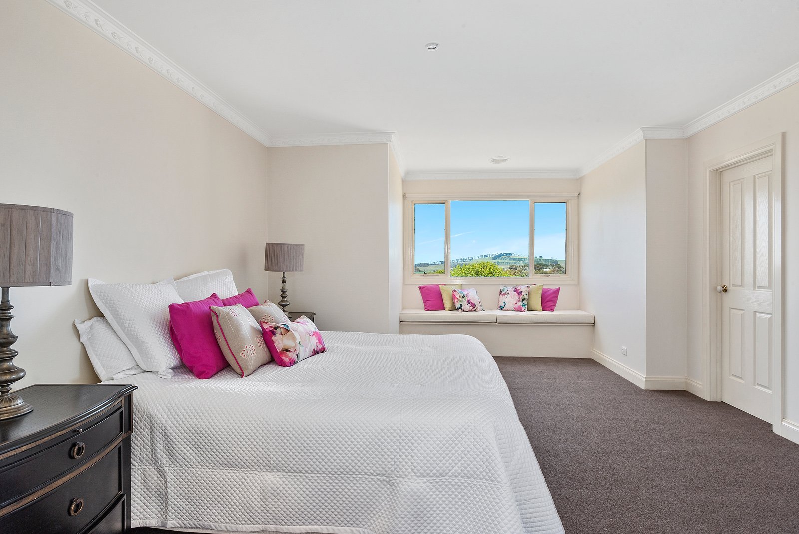 Property Gallery Thumbnail 14