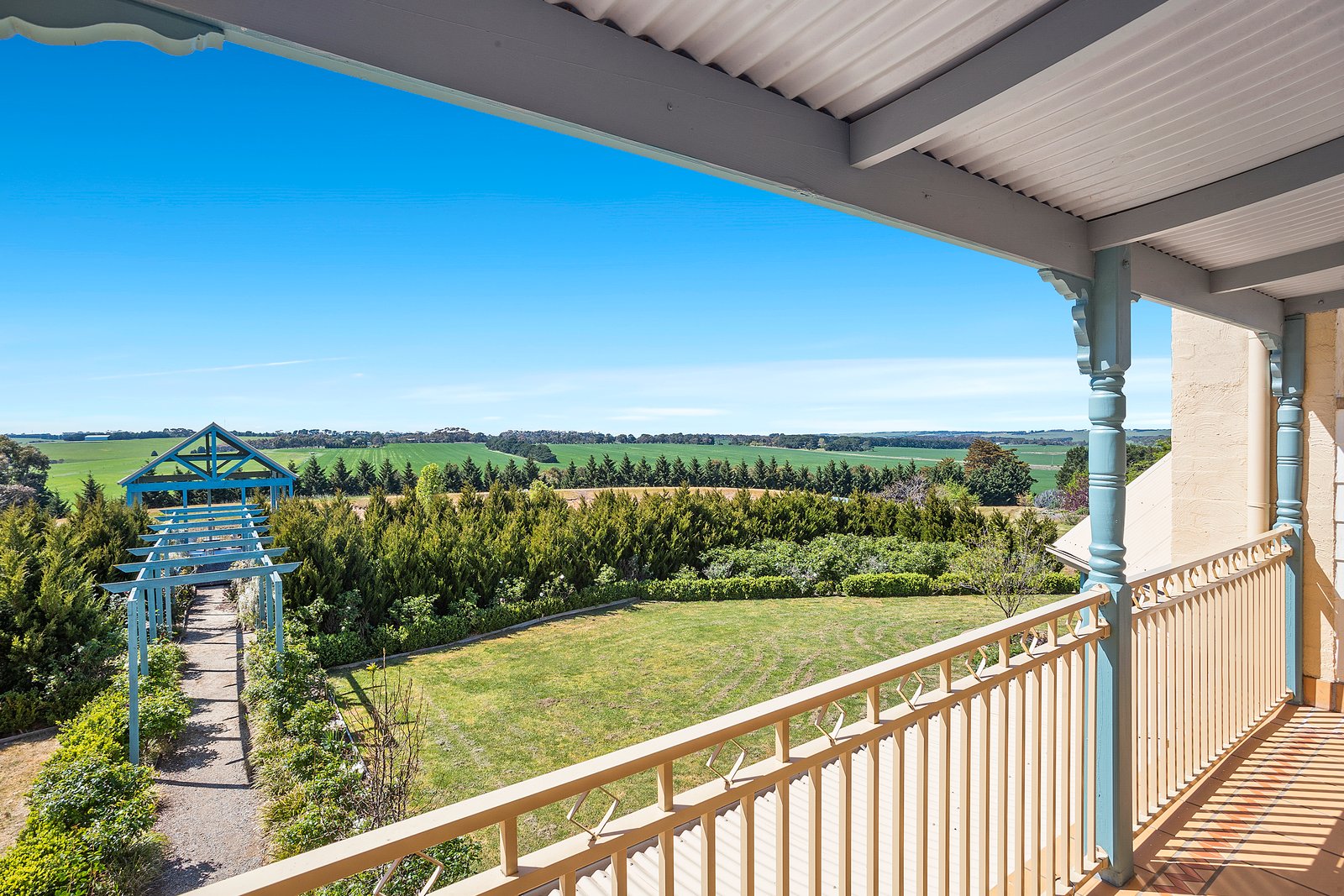 Property Gallery Thumbnail 22