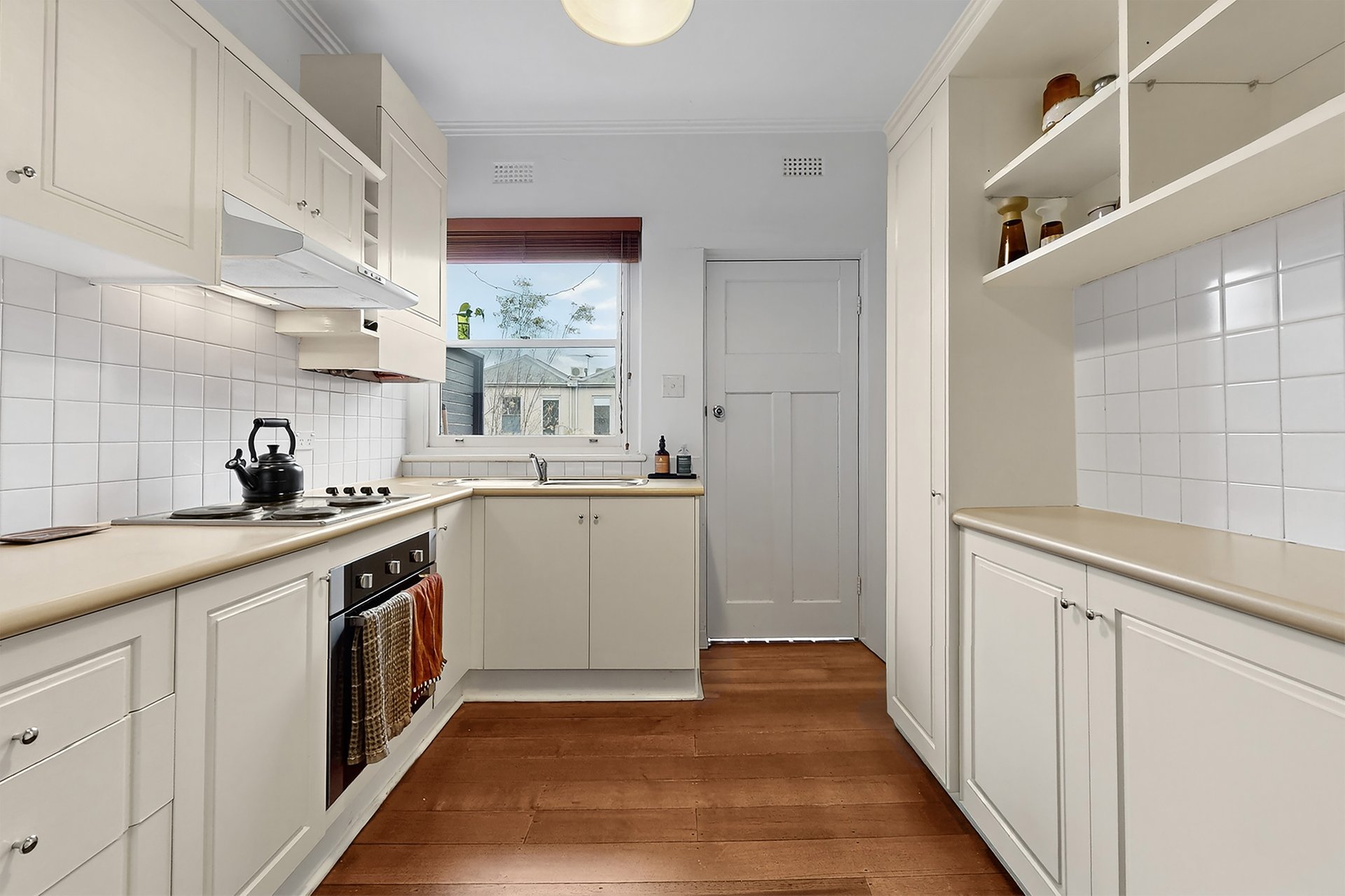 4/5 Finchley Court, Hawthorn image 4