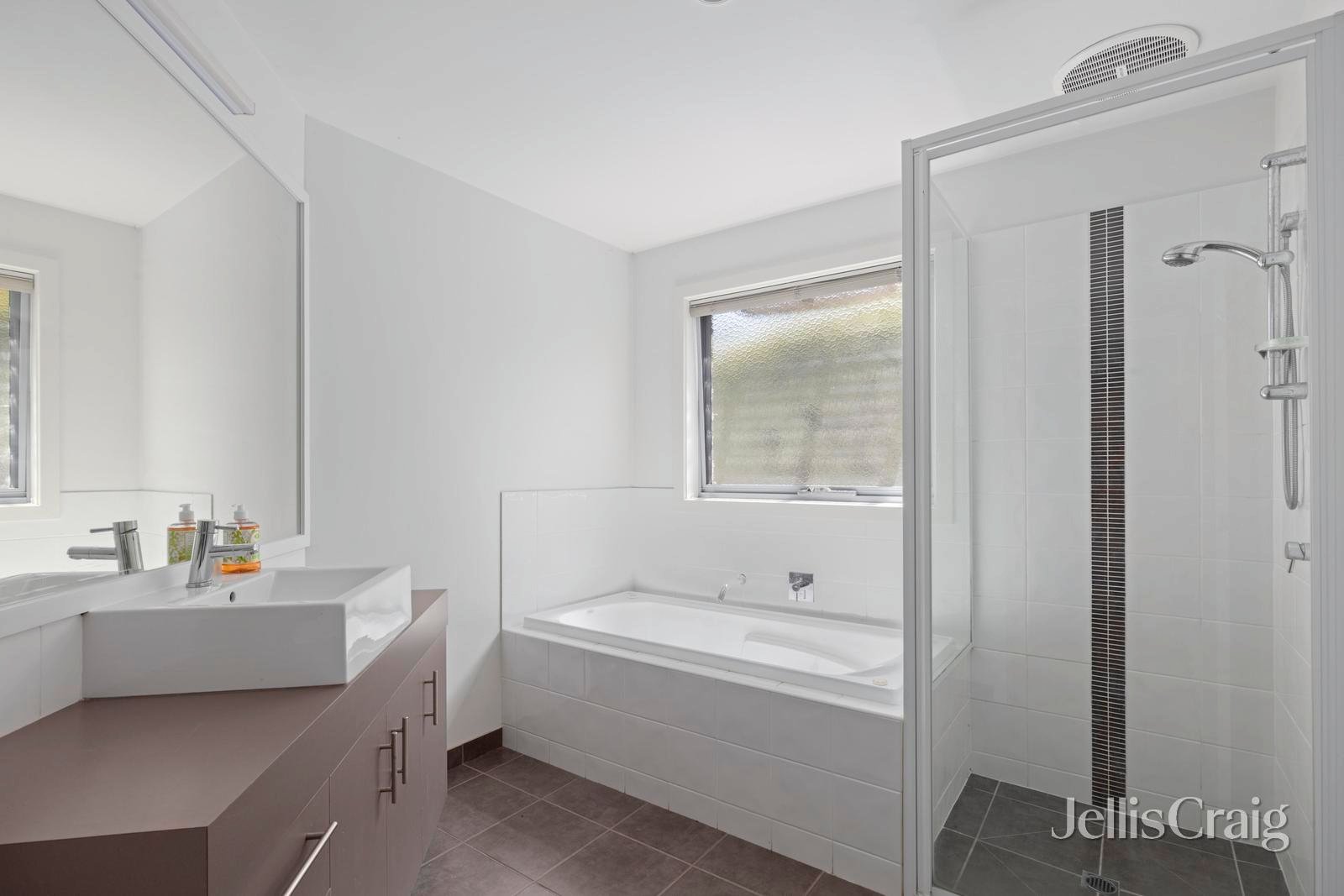 45 Fourth Loop, Connewarre image 9