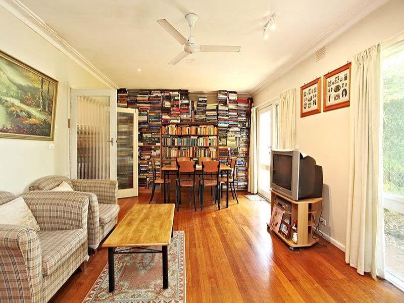 45 Great Ryrie Street, Ringwood image 3