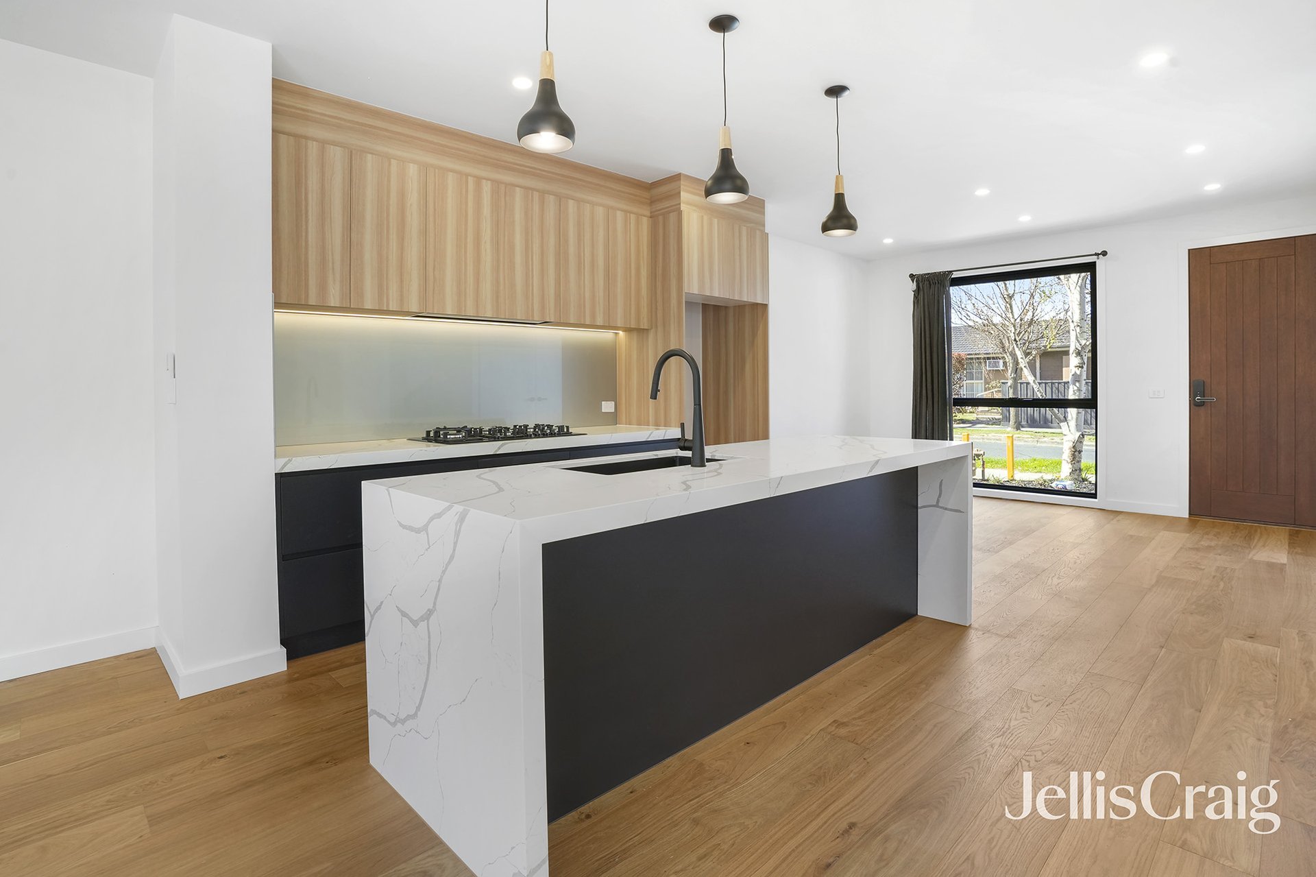 45 Hibiscus Avenue, Cheltenham image 4